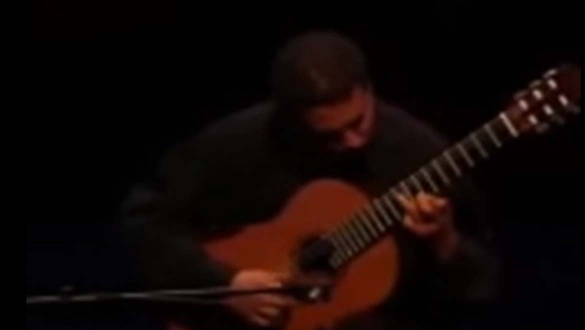 Asturias Albéniz by Carlos Benítez con Triverso